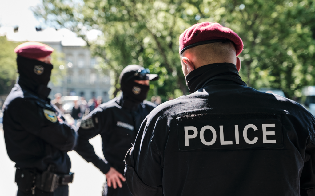 Ουκρανία: Ένοπλος άνοιξε πυρ εντός καταστήματος McDonald’s στην περιοχή Τσερκάσι