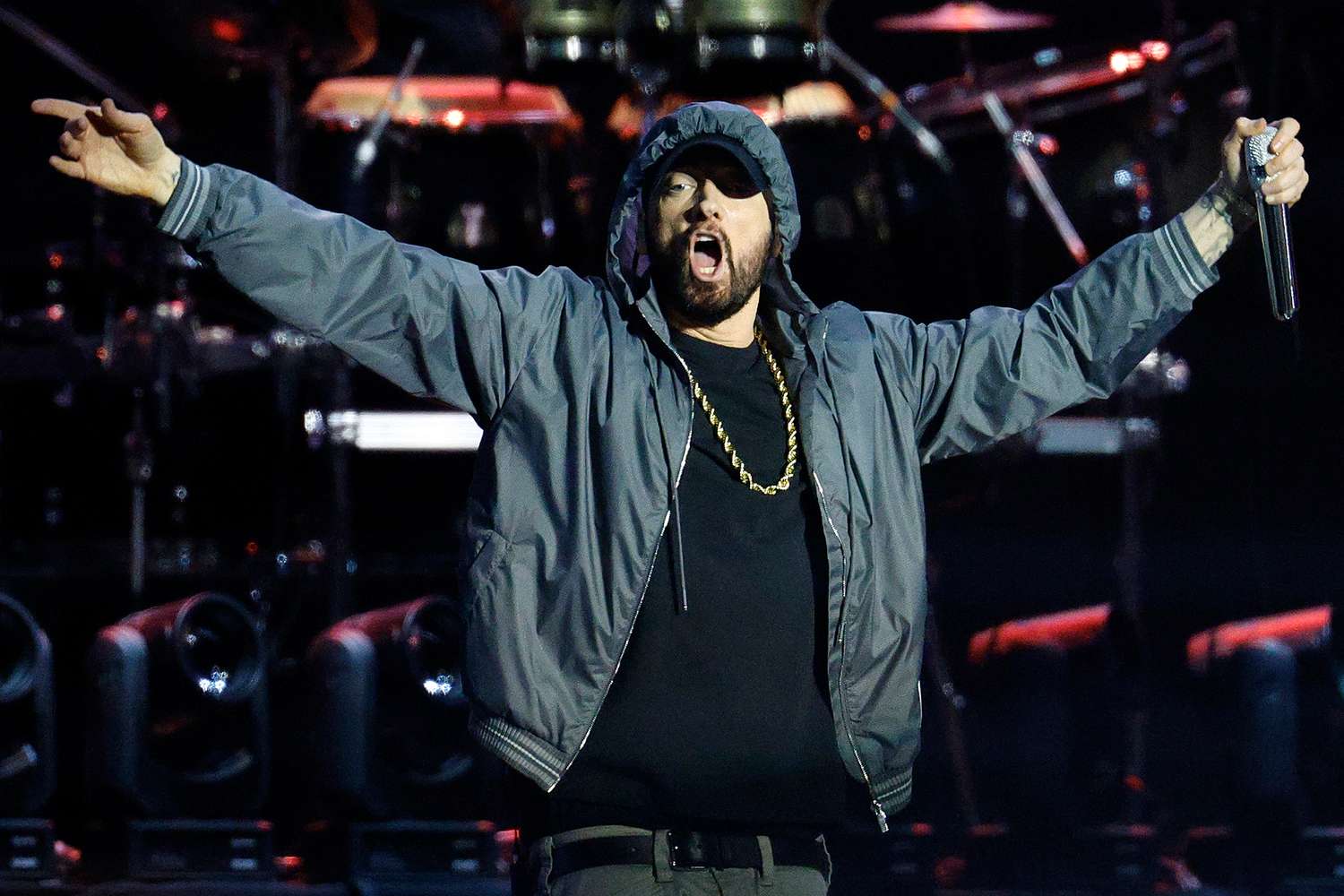 Έμινεμ: Ο διάσημος ράπερ μίλησε για τη μάχη του να «κόψει» τα ναρκωτικά – «Ένιωθα ότι θα πέθαινα ακαριαία»