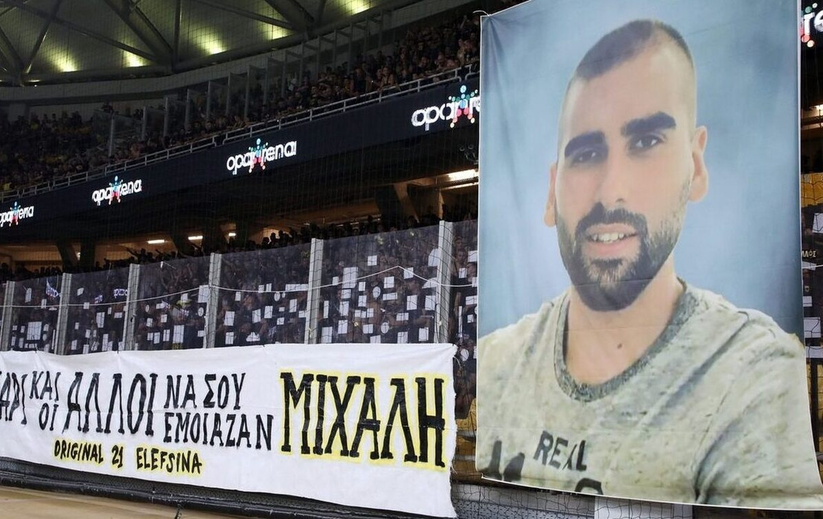 Η ανάρτηση της ΠΑΕ ΑΕΚ με αφορμή τη συμπλήρωση δύο ετών από την δολοφονία του Μ.Κατσούρη: «Αθάνατος»