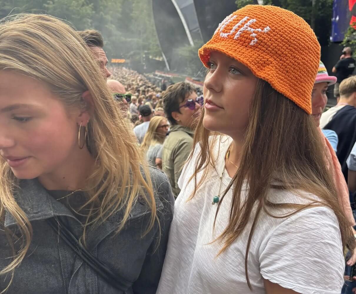 Πριγκίπισσα Ισαβέλλα: Σάλος με το «ακατάλληλο» T-shirt που επέλεξε να φορέσει – Τι προκάλεσε τις αντιδράσεις