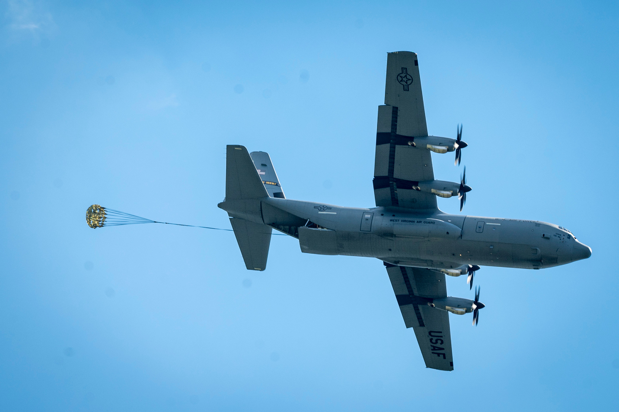 Η Πολεμική Αεροπορία στην Γάζα: Ερρίφθησαν 8,5 τόνοι εφοδίων στους Παλαιστίνιους!