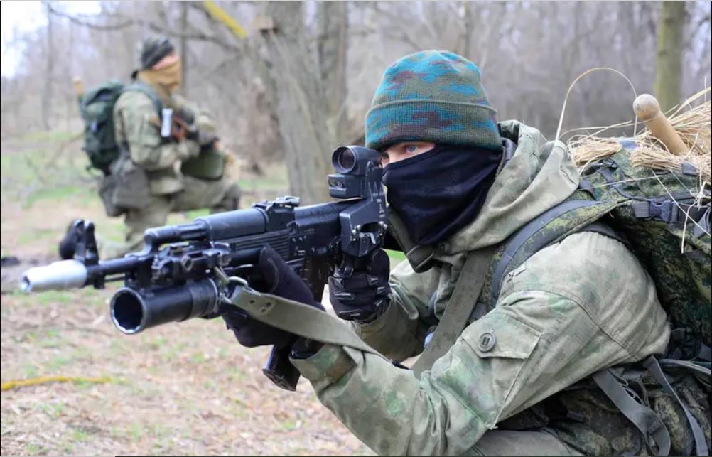 Δείτε το αστραπιαίο πλήγμα της Σπετσνάζ που δεν άφησε κανένα περιθώριο αντίδρασης στους Ουκρανούς (βίντεο)