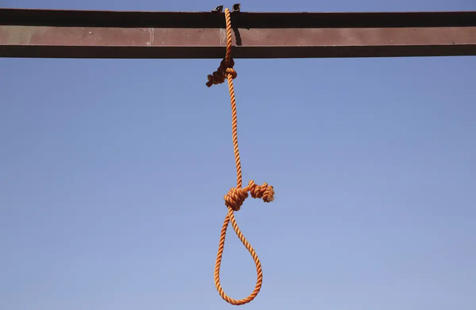 Θεσσαλονίκη: Άνδρας βρέθηκε απαγχονισμένος σε μονόζυγο δημοτικού γηπέδου στο Πανόραμα