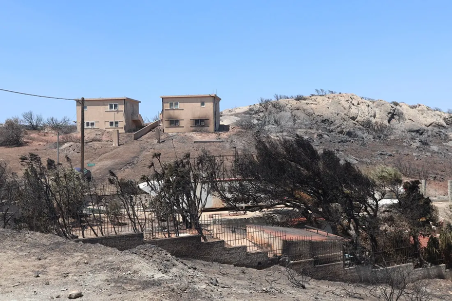 Φωτιά στην Κερατέα: Ελεύθεροι αφέθηκαν με εντολή εισαγγελέα οι υπάλληλοι του ΔΕΔΔΗΕ