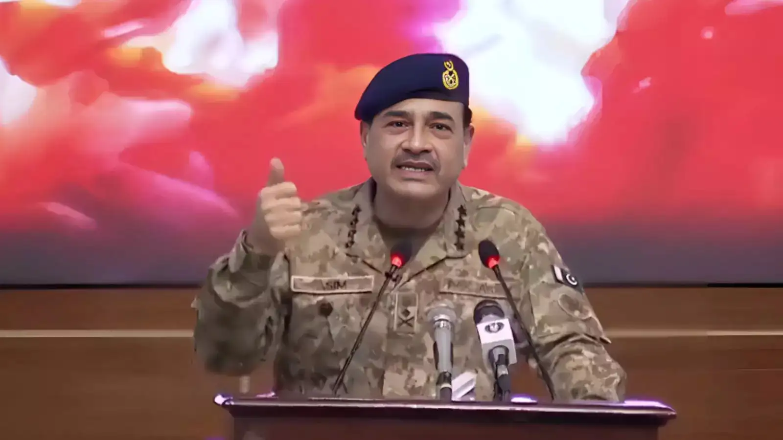 Πακιστανός αξιωματούχος: «Είμαστε πυρηνική δύναμη- Αν ηττηθούμε από την Ινδία θα “πάρουμε” μαζί και τον μισό κόσμo»