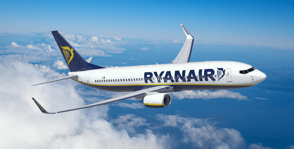 Πανικός σε αεροσκάφος της Ryanair: Πιλότος λιποθύμησε κατά την διάρκεια της πτήσης
