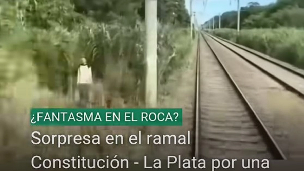 Αργεντινή: Mυστήριο με ανθρώπινη μορφή που καταγράφηκε από κάμερα κοντά σε σιδηροδρομικές γραμμές (βίντεο)
