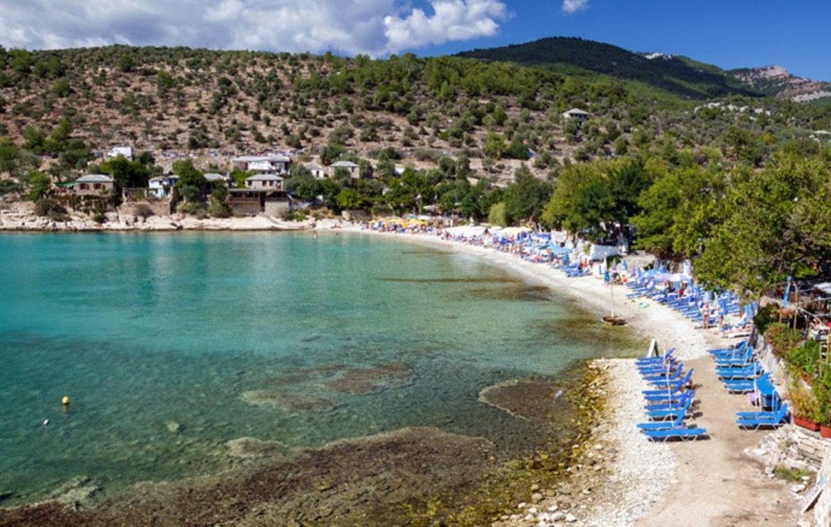 Θεσσαλονίκη: Συνελήφθη 68χρονος που φωτογράφιζε γυναίκα σε παραλία της Περαίας