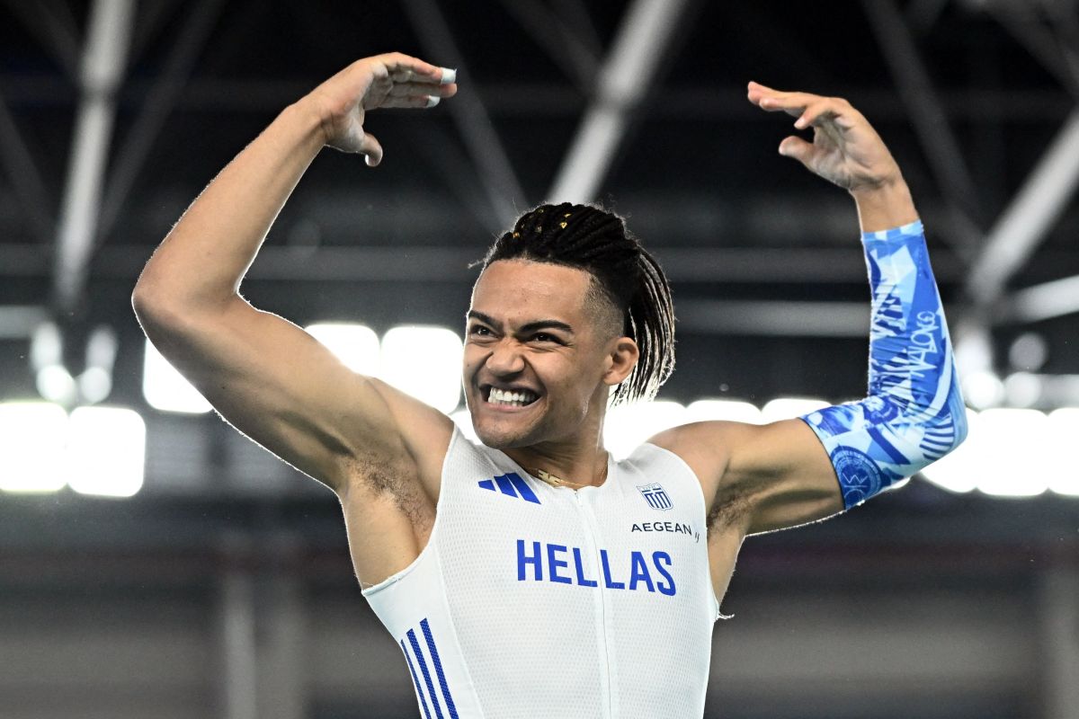 Άλμα επί κοντώ: «Ασημένιος» στη Βουδαπέστη ο Εμμανουήλ Καραλής φτάνοντας τα 6.02 μ.