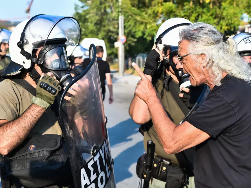 Crown Iris: Αποβιβάστηκαν παρά τα επεισόδια οι Ισραηλινοί τουρίστες του κρουαζιερόπλοιου