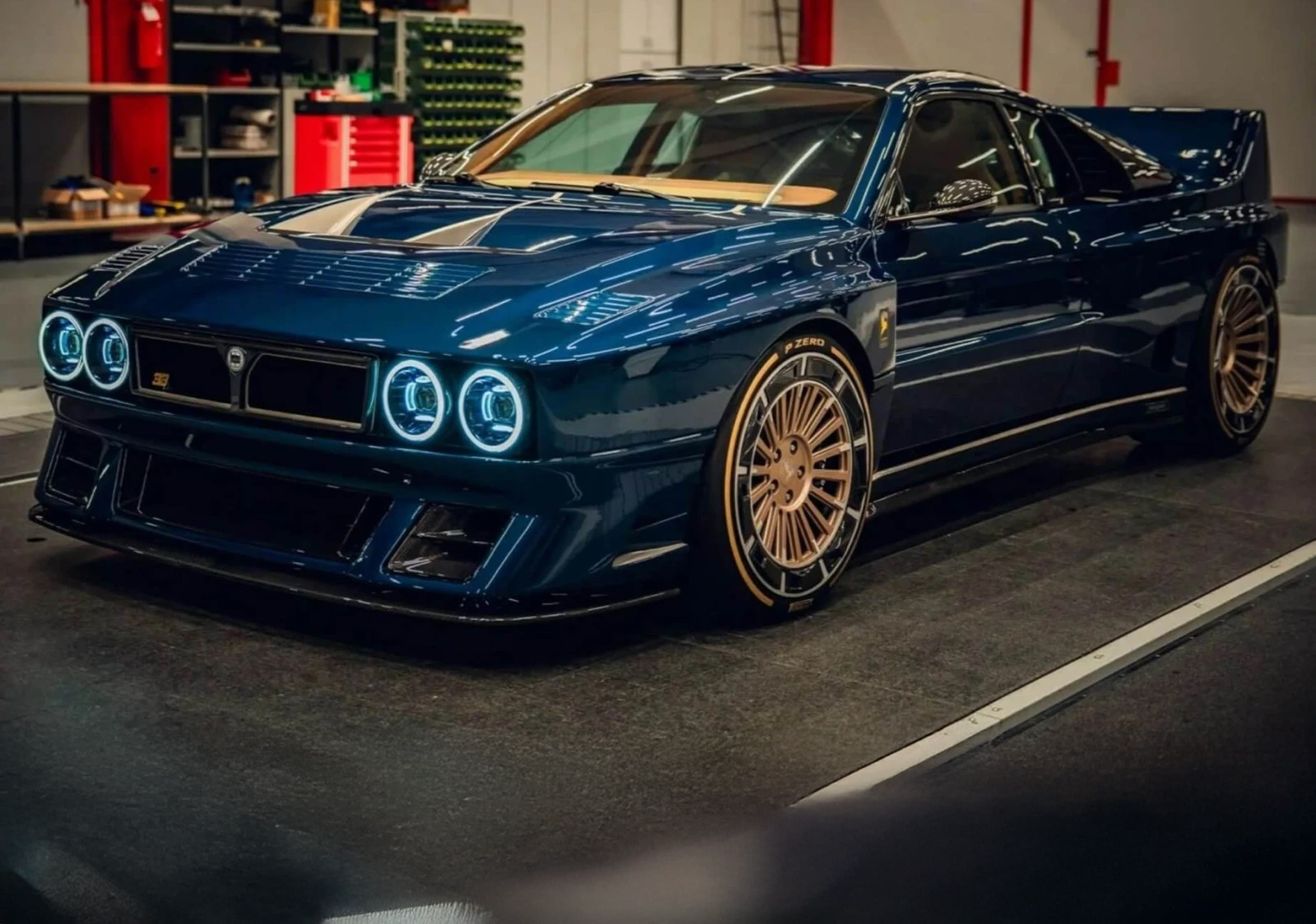 Kimera EVO38: H καλλονή με τη μετάδοση σε γυάλινη προθήκη