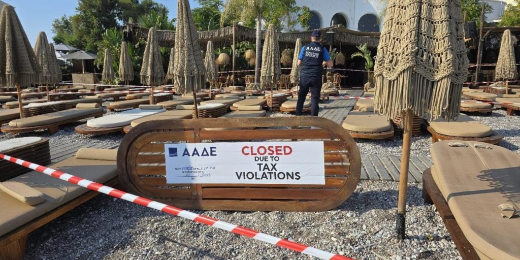 Ρόδος: Καμπάνα σε γνωστό beach restaurant – Λουκέτο 48 ωρών και πρόστιμο 10.500 ευρώ 