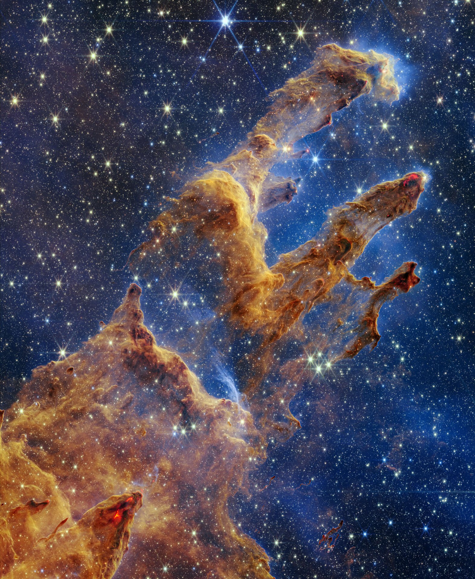 «Κοσμική Αράχνη»: Οι πιο εντυπωσιακές εικόνες από την NASA