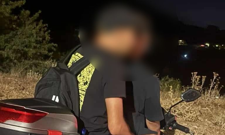 Αχαΐα: Aυτοί είναι οι δύο νεαροί που συνελήφθησαν για εμπρησμό στα Συχαινά (φωτο)