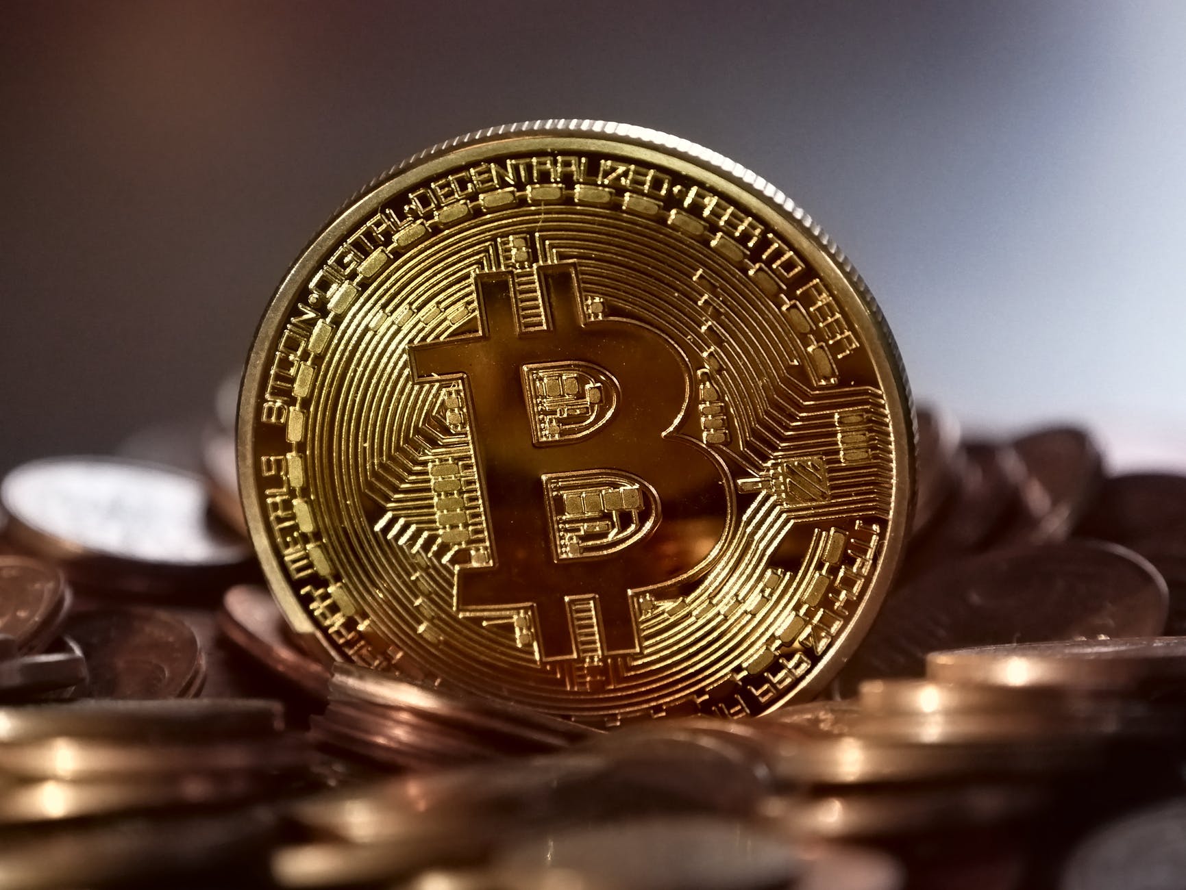Bitcoin «στα ουράνια» – Σκαρφάλωσε πάνω από τα 124.000 δολάρια και έγραψε ιστορία στην ασιατική χρηματαγορά