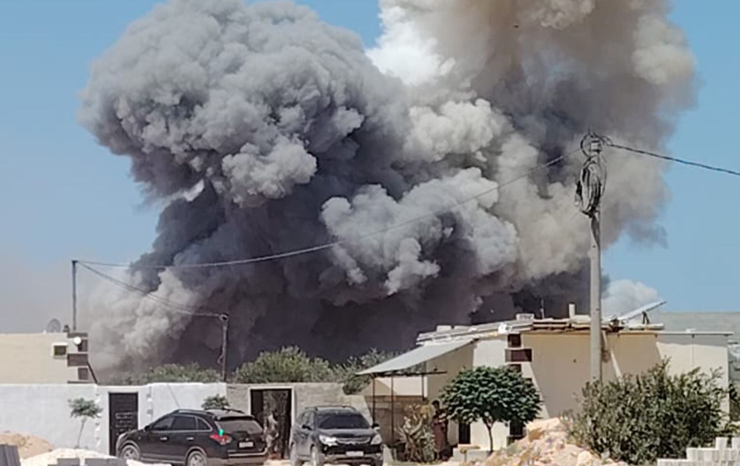 Έκρηξη σε αποθήκη όπλων στο Ιντλίμπ της Συρίας: Τουλάχιστον τέσσερις νεκροί – Δείτε βίντεο