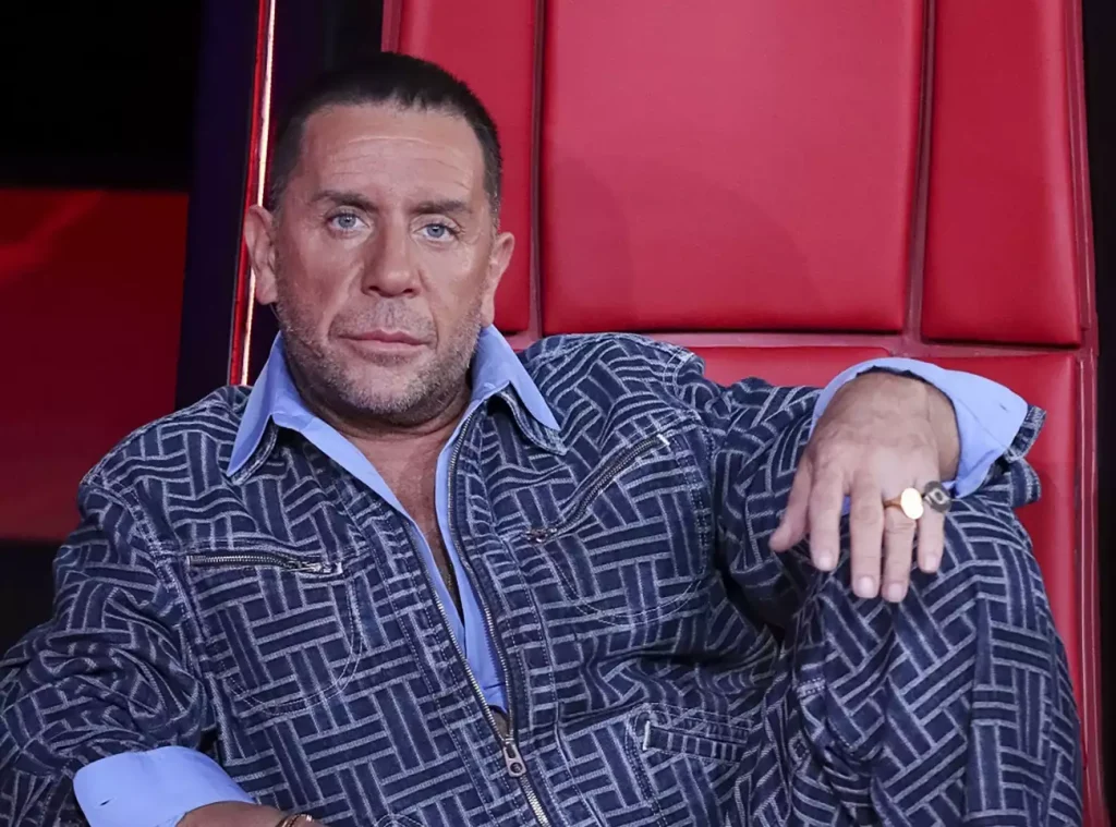 Μαρία Μαζωνάκη: «Μου λείπει όσο δεν πάει» – Όσα είπε για την σχέση της με τον τραγουδιστή