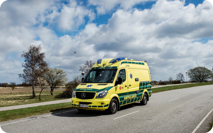 Σοβαρό σιδηροδρομικό ατύχημα στη Δανία – Υπάρχουν αναφορές για πολλούς τραματίες