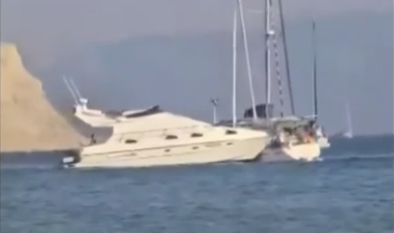Βίντεο: Η στιγμή της πρόσκρουσης ιστιοφόρου από γιοτ στην Κέρκυρα