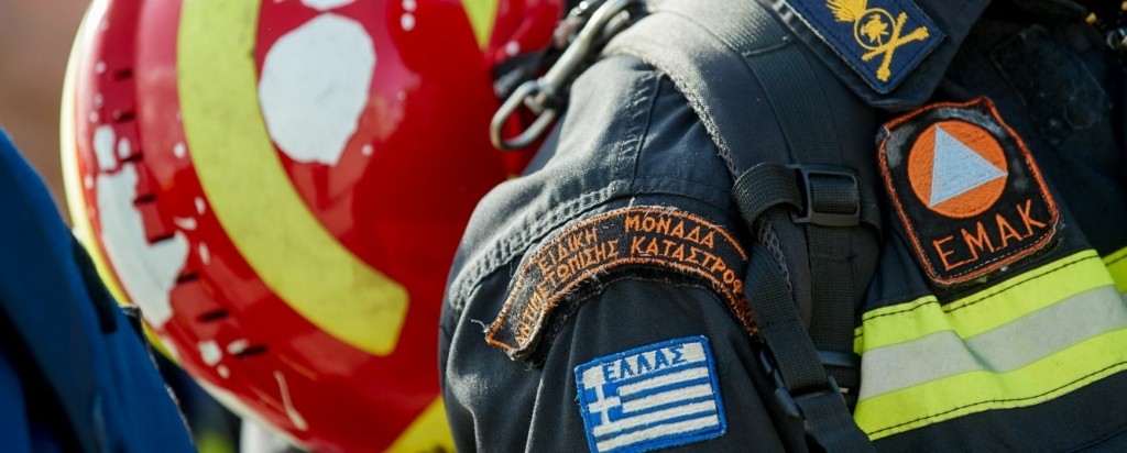 Ηλεία: Σε εξέλιξη επιχείρηση διάσωσης άνδρα που έπεσε σε χαράδρα πέντε μέτρων