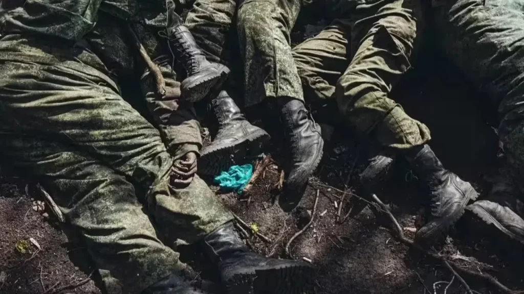 Πτώμα Ουκρανού πεζοναύτη ξεβράστηκε στον ποταμό Δνείπερο (βίντεο – ευαίσθητο περιεχόμενο)