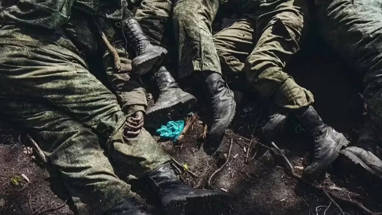 Πτώμα Ουκρανού πεζοναύτη ξεβράστηκε στον ποταμό Δνείπερο (βίντεο – ευαίσθητο περιεχόμενο)