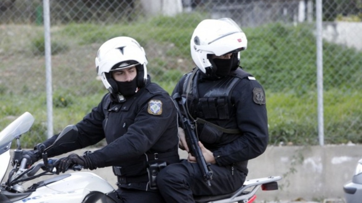 Θεσσαλονίκη: Συνελήφθη ασυνείδητος 20χρονος που παραβίασε 10 κόκκινα φανάρια στην οδό Τσιμισκή