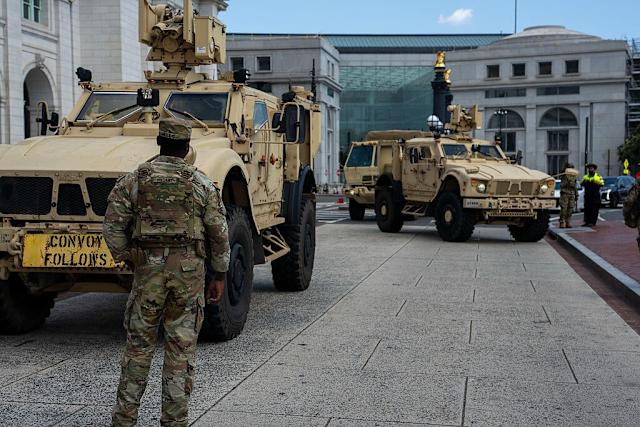 Βγήκαν τα τεθωρακισμένα στους δρόμους της Ουάσιγκτον για να κτυπήσουν τις συμμορίες του υποκόσμου (βίντεο)