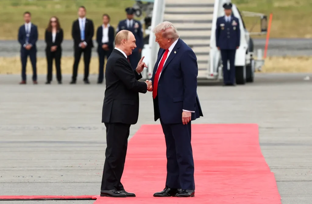 Δύο ανόητοι Αμερικανοί γερουσιαστές θέλουν να καταθέσουν ν/σ που θα χαρακτηρίζει «τρομοκράτη» τον Β.Πούτιν