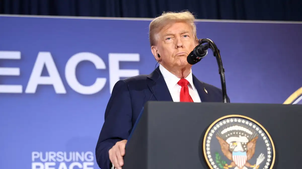 Νέο αινιγματικό μήνυμα από τον Ν.Τραμπ: «Μεγάλη πρόοδος με τη Ρωσία – Περισσότερα σύντομα»