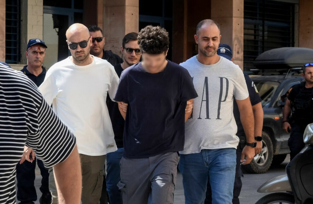 Πάτρα: Nέα προθεσμία για να απολογηθεί αύριο έλαβε ο 25χρονος που κατηγορείται για εμπρησμό στο Γηροκομείο