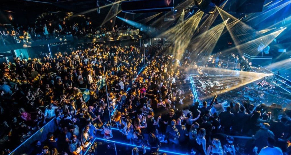 Μπουζούκια: Αυτά είναι τα νυχτερινά σχήματα στην Αθήνα για τη σεζόν 2025-2026