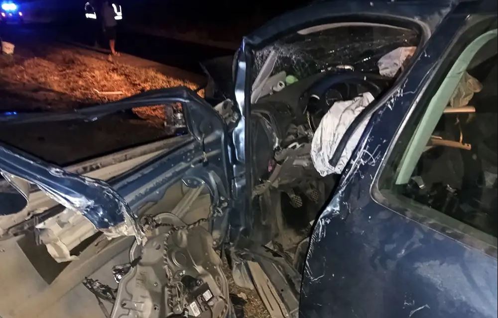 Σφοδρό τροχαίο στην Καβάλα: Αυτοκίνητα μετατράπηκαν σε μάζες σιδερικών – Τρεις τραυματίες (φωτο)