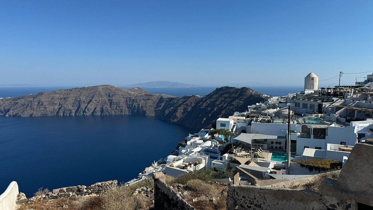 Νέα κατολίσθηση στο Ημεροβίγλι στη Σαντορίνη: Aνήσυχοι οι κάτοικοι – Τι λένε οι ειδικοί