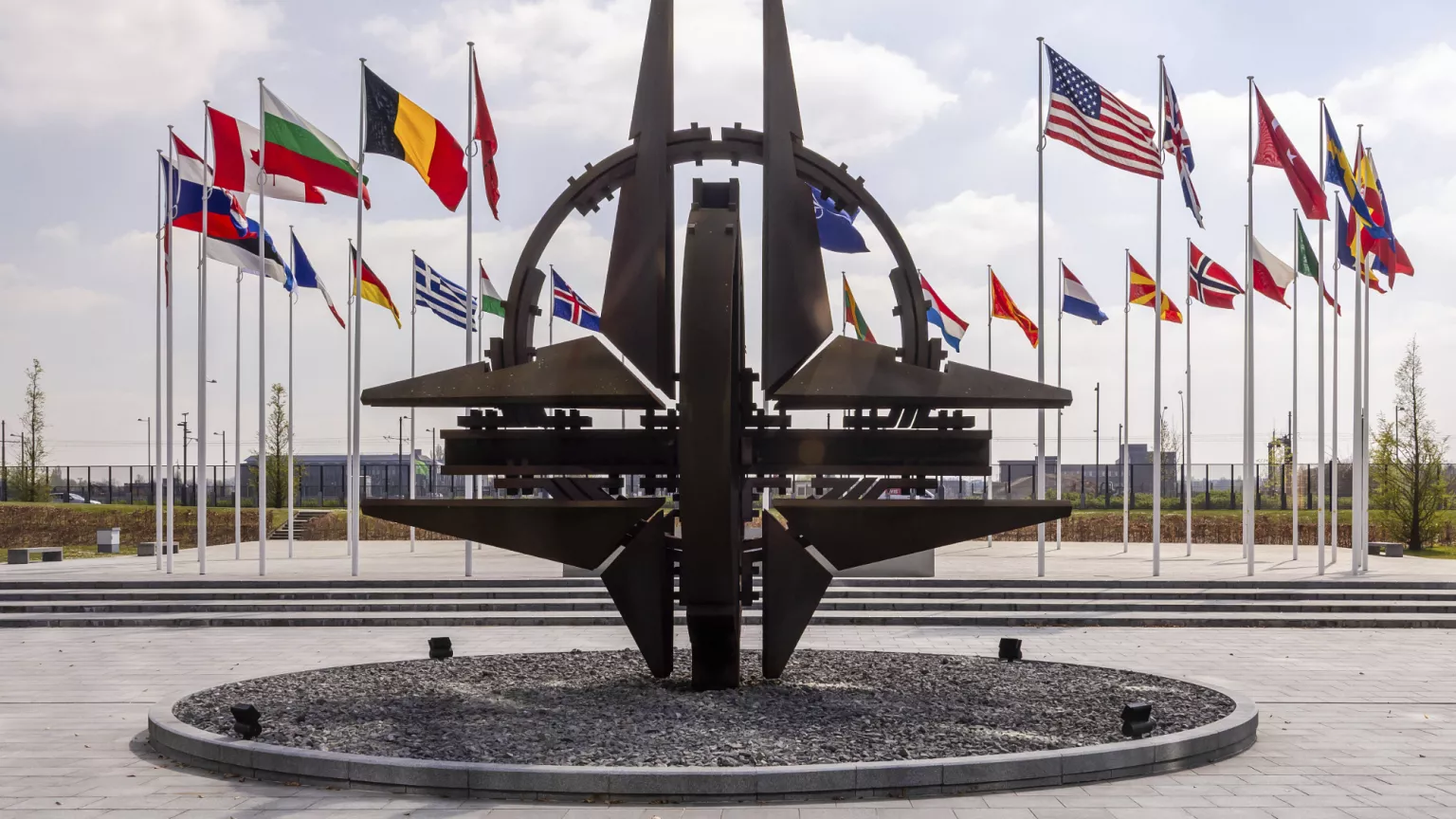 Συνεδρίασαν για την Ουκρανία μέσω τηλεδιάσκεψης οι στρατιωτικοί επικεφαλής των μελών του NATO