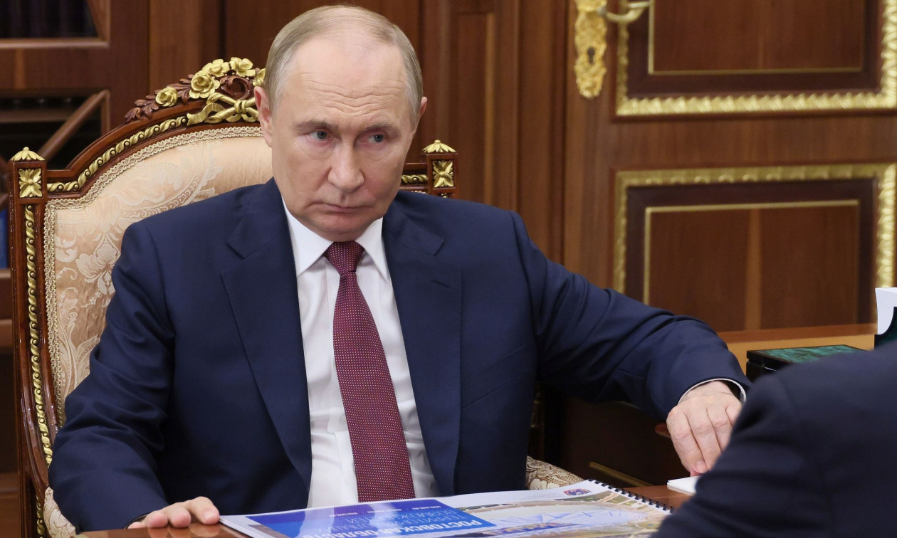 NYT: «Παραμένει στον “αέρα” η συνάντηση Πούτιν – Ζελένσκι»