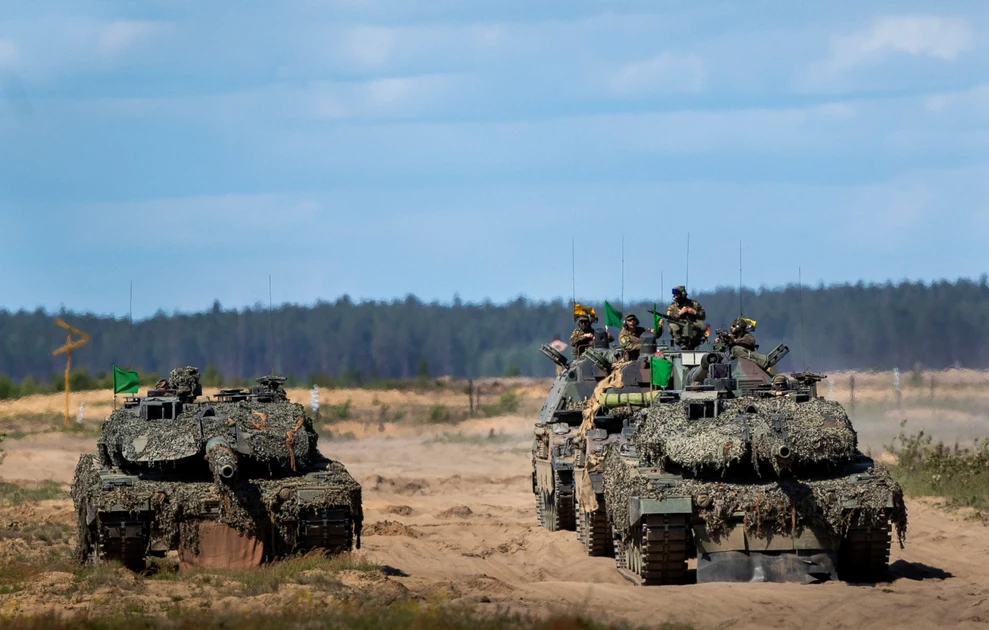 Η Λιθουανία ετοιμάζει τριπλή οχύρωση στα σύνορα με την Ρωσία