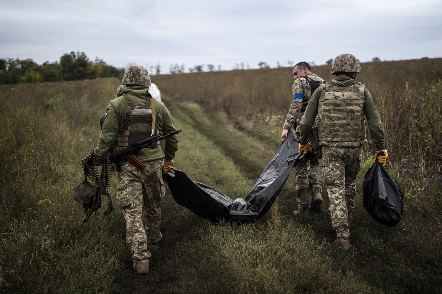 Ρώσοι χάκερς εισήλθαν στην απόρρητη βάση δεδομένων των Ουκρανών: Ξεπέρασαν το 1,7 εκατ. οι νεκροί στρατιώτες!