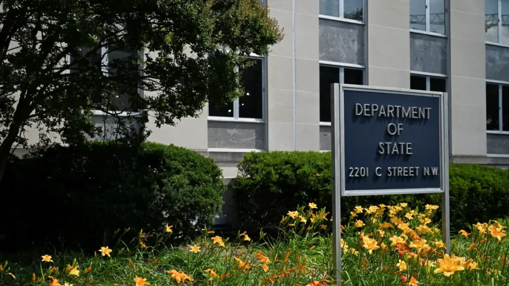 Το Στέιτ Ντιπάρτμεντ «φωτογραφίζει» την «άθλια κατάσταση» του δημοσιογραφικού τοπίου στην Ελλάδα