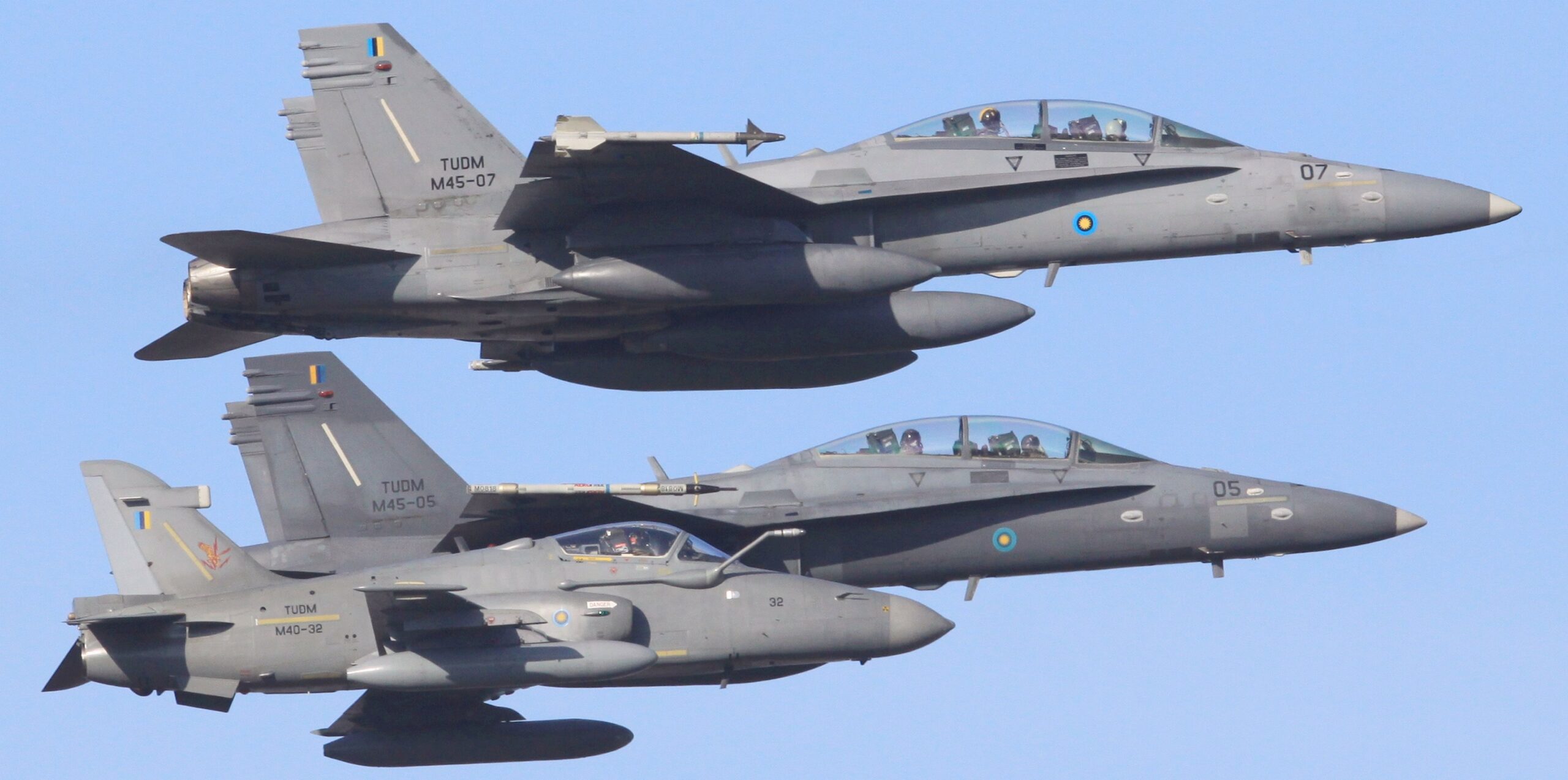 Βίντεο: Συντριβή F-/A-18D της Αεροπορίας της Μαλαισίας – Τυλίχθηκε στις φλόγες λίγο μετά την απογείωση