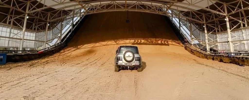 BYD: Έφτιαξε το απόλυτο «λούνα-παρκ» για τον οδηγό