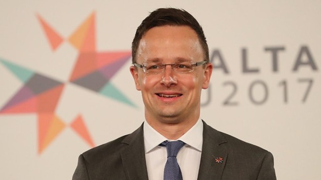 Ουγγαρία: «Είμαστε έτοιμοι να φιλοξενήσουμε ειρηνευτικές συνομιλίες Ρωσίας – Ουκρανίας» λέει ο ΥΠΕΞ