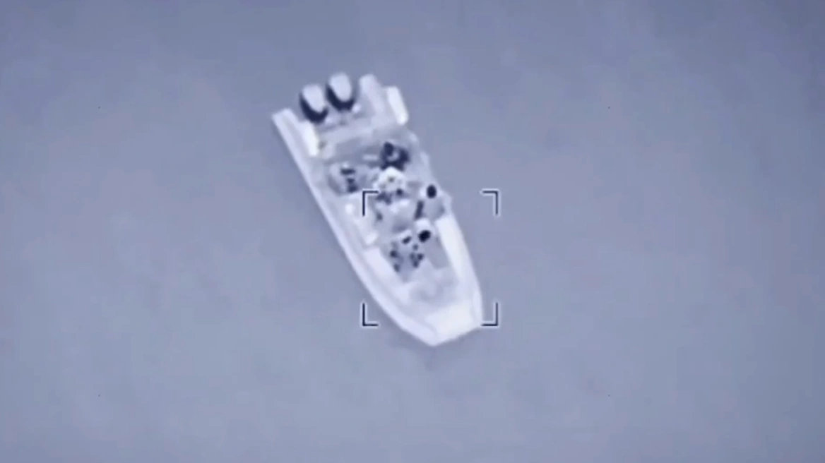 Βίντεο: Ουκρανοί ανατινάζουν ρωσικό ταχύπλοο στην Μαύρη Θάλασσα