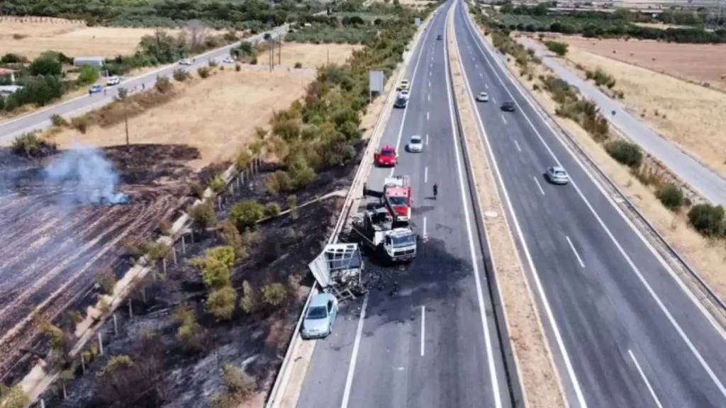 Προφυλακιστέος ο Βούλγαρος οδηγός φορτηγού που προκάλεσε το τροχαίο δυστύχημα στην Εγνατία με τους τρεις νεκρούς