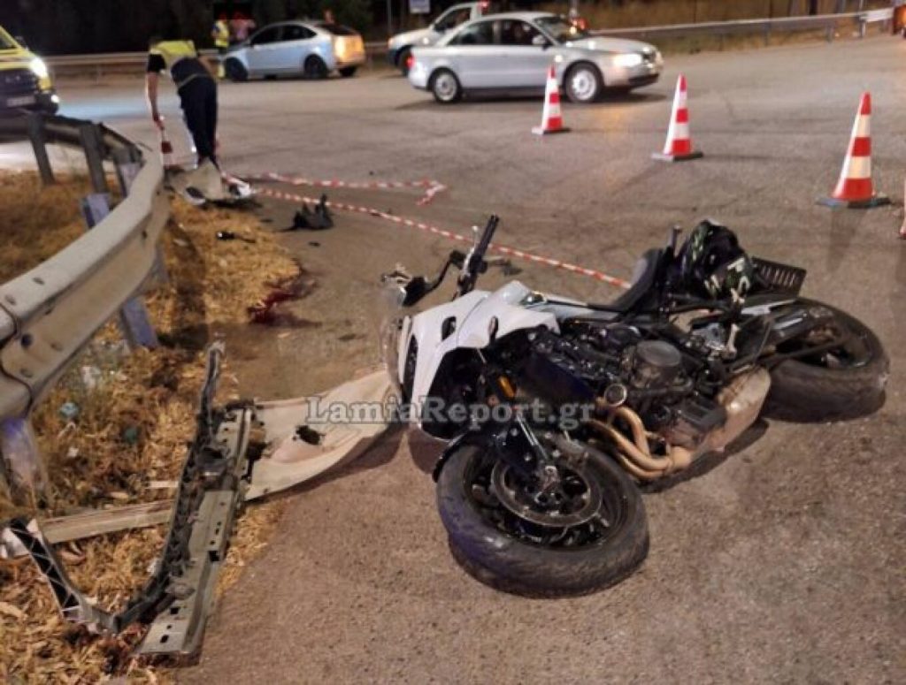 Θανατηφόρο τροχαίο στη Λαμία: Σκοτώθηκε 32χρονη μητέρα μετά τη σύγκρουση της μηχανής της με ΙΧ – Δείτε φωτογραφίες