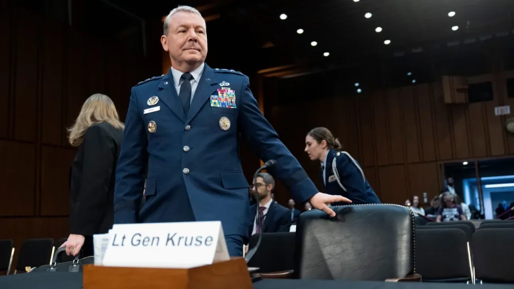 ΗΠΑ: Καρατομήθηκε ο επικεφαλής της Υπηρεσίας Πληροφοριών μετά από αξιολόγηση των πληγμάτων στο Ιράν