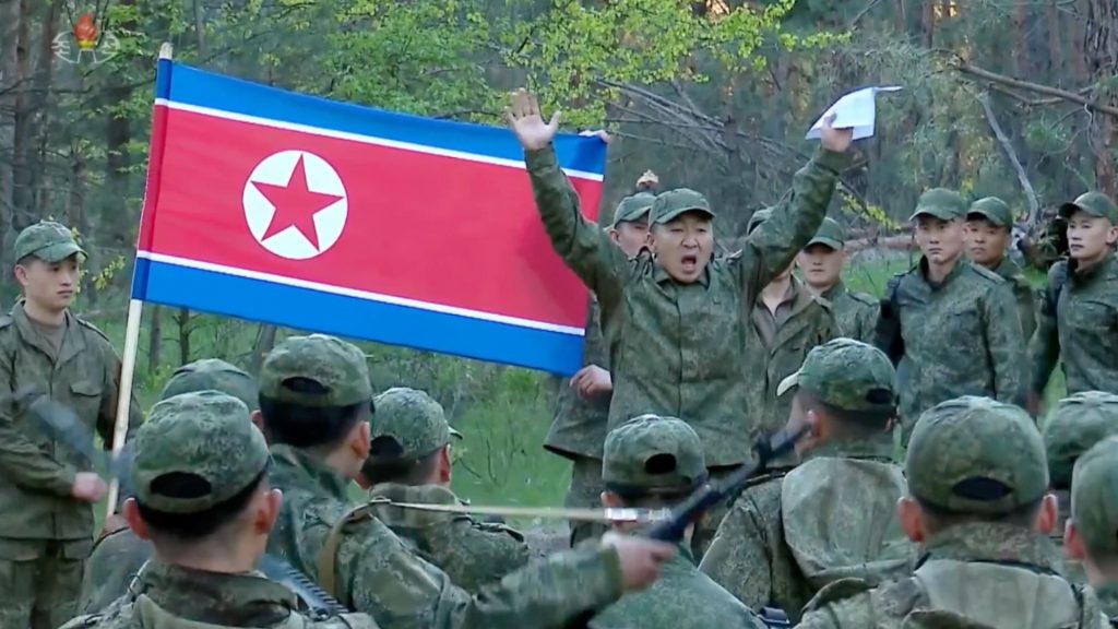 Σκηνές από τις σφοδρές μάχες Βορειοκορεατών στρατιωτών κατά Ουκρανών στο Κουρσκ – Ποιες ήταν οι απώλειες (βίντεο)