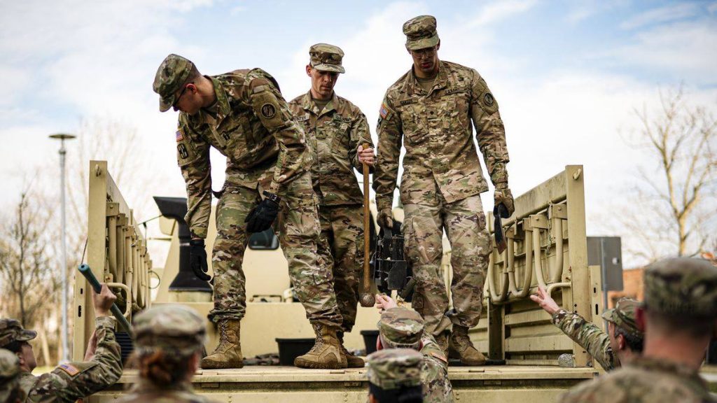 Ο Ν.Τραμπ έτοιμος να στείλει την Εθνοφρουρά στο Σικάγο – Ο Δημοκρατικός κυβερνήτης τον αποκαλεί «δικτάτορα»