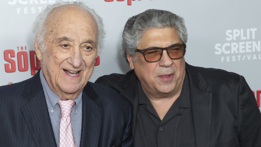 Τ.Άντλερ: «Έφυγε» από τη ζωή σε ηλικία 96 ετών ο ηθοποιός του «Τhe Sopranos» και σκηνοθέτης στο Μπρόντγουεϊ