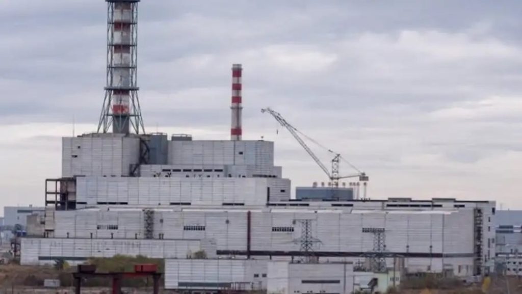 Η Ρωσία κατέρριψε drone στο Κουρσκ – Ξέσπασε φωτιά στον πυρηνικό σταθμό της περιοχής